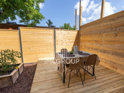 Apartament tip casă, cu grădină proprie – 110 mp utili