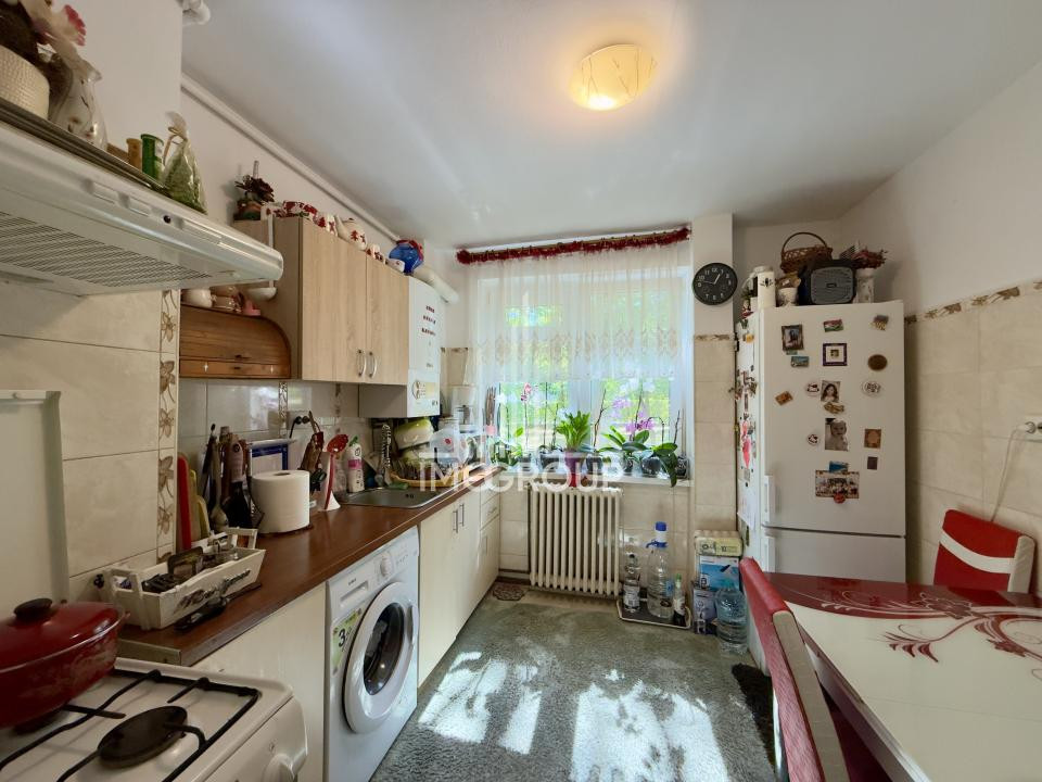 Apartament cu 3 camere | zona Piata Hermes | Balcon | Boxa 