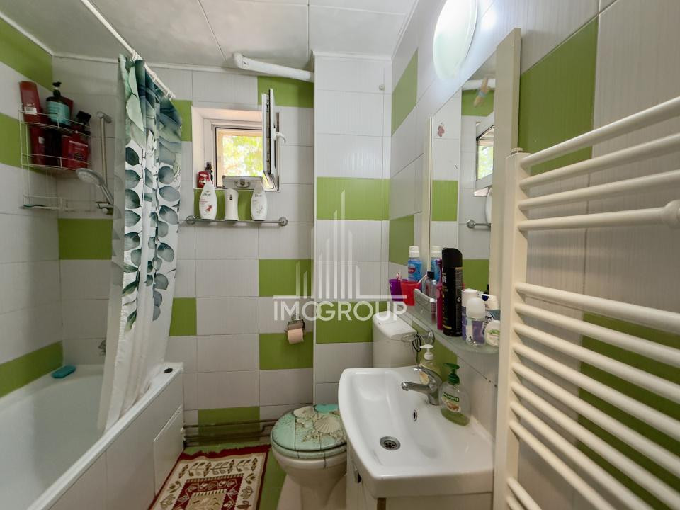 Apartament cu 3 camere | zona Piata Hermes | Balcon | Boxa 
