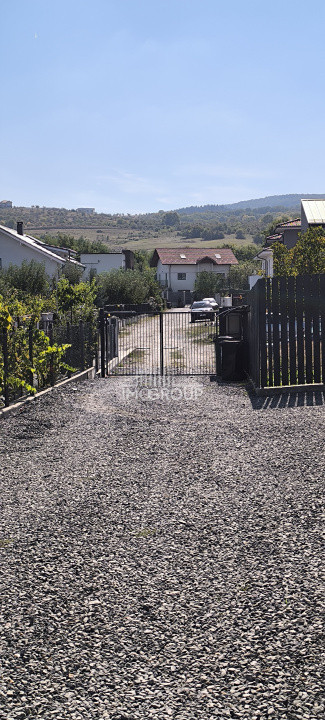 Duplex de închiriat în Borhanci 140 mp utili + terasă 30 mp + teren 523 mp
