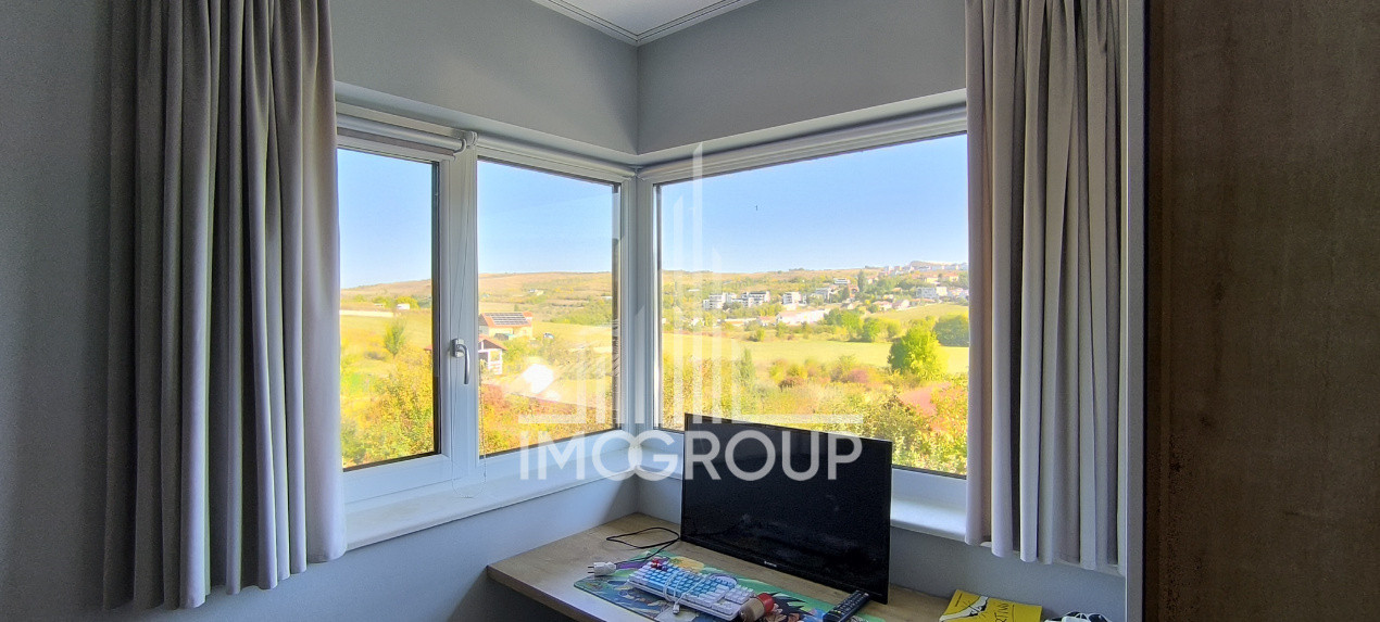 Duplex de închiriat în Borhanci 140 mp utili + terasă 30 mp + teren 523 mp