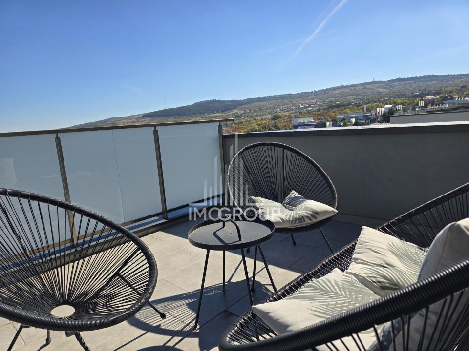 Apartament modern 2 camere de inchiriat, garaj, str N. Steinhardt