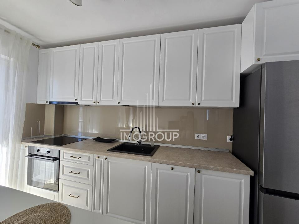 Apartament modern 2 camere de inchiriat, garaj, str N. Steinhardt