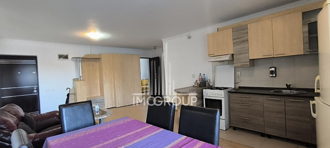 Apartament de vânzare 3 camere Buna ziua