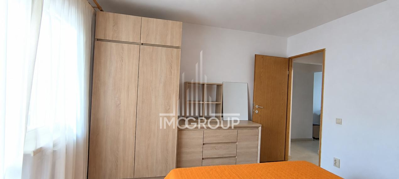 Apartament cu 4 camere Plopilor