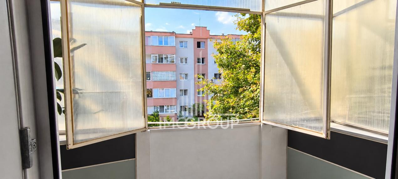 Apartament cu 4 camere Plopilor