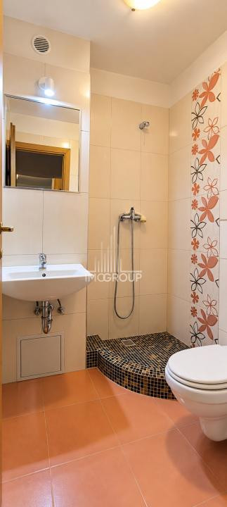 Apartament cu 4 camere Plopilor