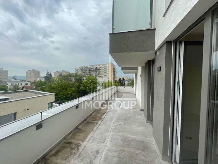 OPORTUNITATE De vanzare apartament 3 camere terasa 30 mp 2 parcarI