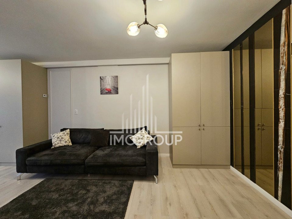 COMISION 0! Apartament 2 camere semidecomandat, ultrafinisat,Zona VIVO!!