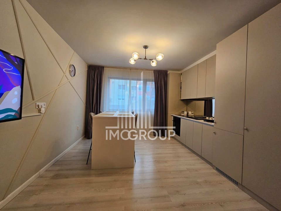 COMISION 0! Apartament 2 camere semidecomandat, ultrafinisat,Zona VIVO!!