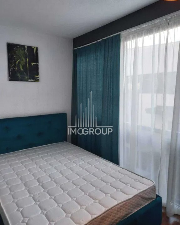 Inchiriez apartament modern 2 camere, parcare 
