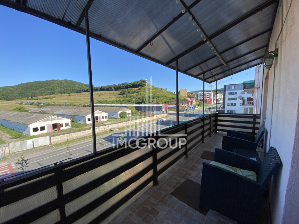 Apartament cu 3 camere, zona Eroilor.