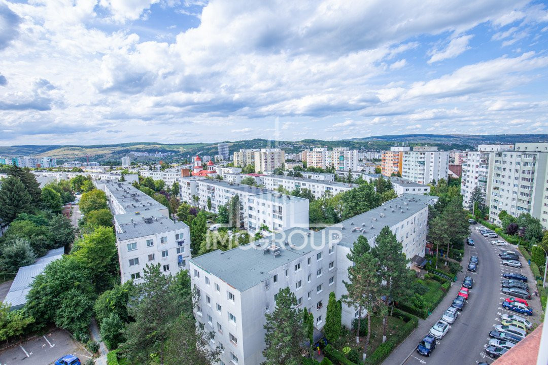 De vanzare apartament 2 camere vedere panoramica Baza sportiva