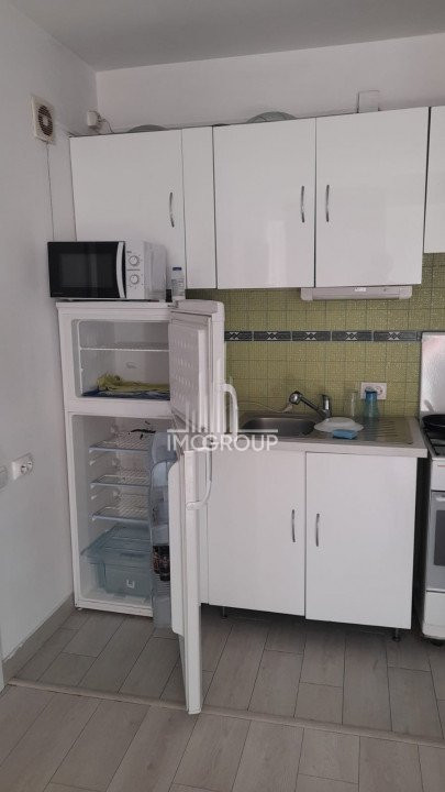 De inchiriat apartament 2 camere, Str. Alverna