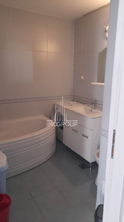 De inchiriat apartament 2 camere, Str. Alverna