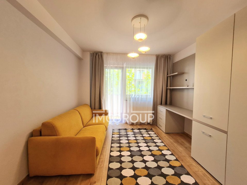 Apartament LUX de inchiriat 3 camere, garaj, Ansamblul Luminia