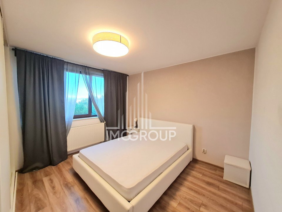 Inchiriez apartament in vila, 4 camere si garaj, Europa