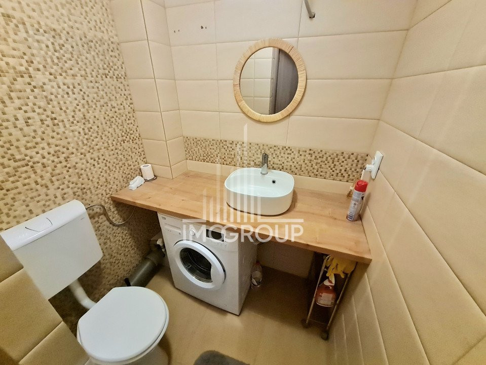 Inchiriez apartament in vila, 4 camere si garaj, Europa