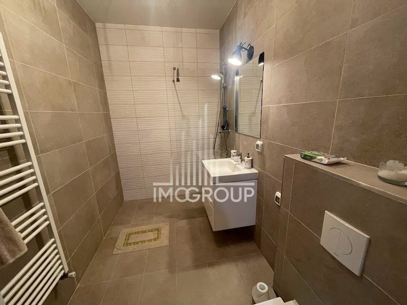 De vanzare apartament 2 camere Record Park Parcare
